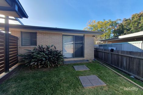 Property photo of 5 Sampson Place Rosemeadow NSW 2560