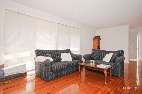 Property photo of 32 Berrabri Drive Scoresby VIC 3179