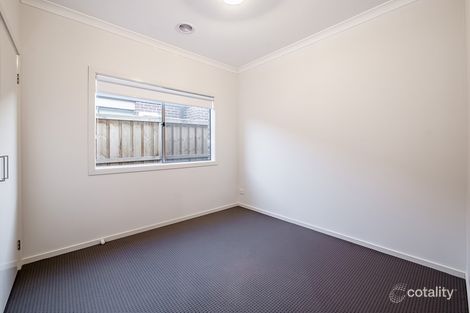 Property photo of 22 Turano Way Clyde North VIC 3978