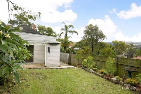 16 Bellevue St, Fairlight, NSW 2094