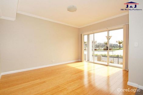 Property photo of 34 Potts Lane Potts Hill NSW 2143