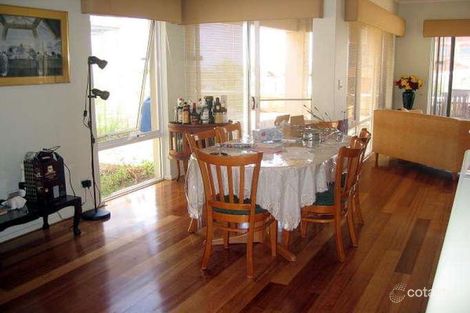 Property photo of 9 Sunset Cove Port Kennedy WA 6172