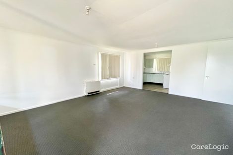 Property photo of 14 Cook Crescent Young NSW 2594