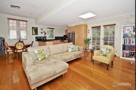 Property photo of 6 Valley Parade Glen Iris VIC 3146