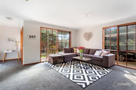 Property photo of 2 Sharon Street Flora Hill VIC 3550