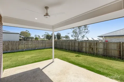 Property photo of 4 Abbeyfeale Circuit Meringandan West QLD 4352