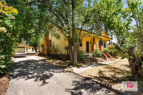 4 Baird St, Castlemaine, VIC 3450