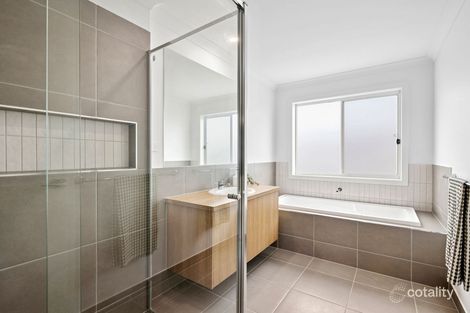 Property photo of 20 Mattnick Boulevard Charlemont VIC 3217