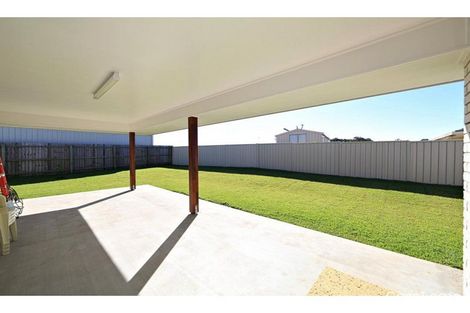 Property photo of 13 Hallii Street Ashfield QLD 4670