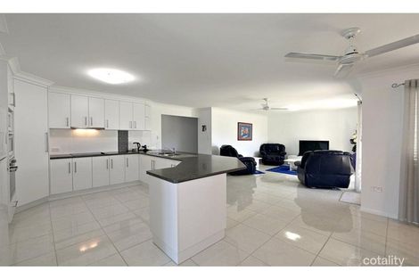Property photo of 13 Hallii Street Ashfield QLD 4670