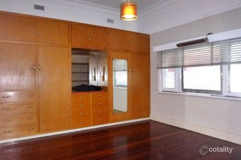 Property photo of 33 Kitchener Avenue Burswood WA 6100