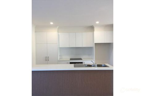 Property photo of 18 Robinson Road Seaford Heights SA 5169