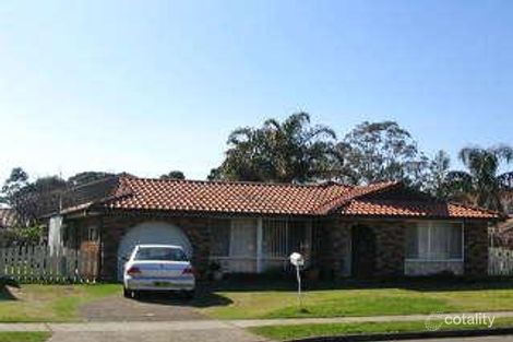 16 Ivanhoe St, St Johns Park, NSW 2176