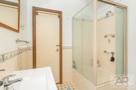 Property photo of 9 Eureka Avenue Kiama Downs NSW 2533