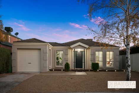 Property photo of 8 Birch Court Craigieburn VIC 3064