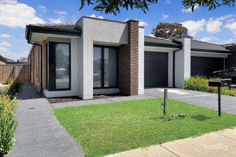 Property photo of 50 Wurrook Circuit North Geelong VIC 3215