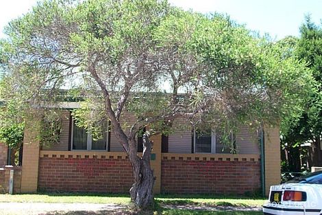 88 Gordon Ave, Hamilton South, NSW 2303