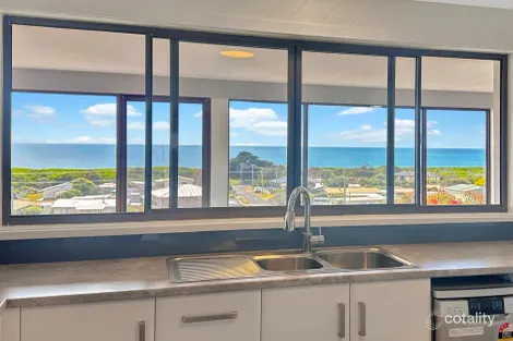 60 Scamander Ave, Scamander, TAS 7215