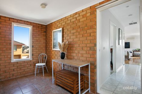 Property photo of 8 Elinda Place Reservoir VIC 3073