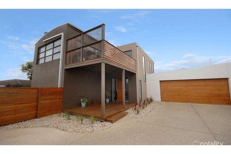 14a Pomora Ave, Torquay, VIC 3228