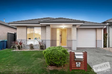 Property photo of 13 Lusitano Way Clyde North VIC 3978