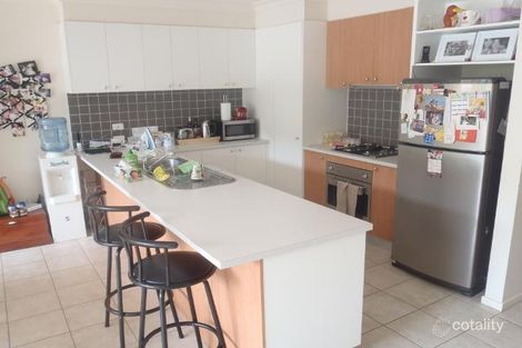 Property photo of 11 Wentworth Drive Taylors Lakes VIC 3038