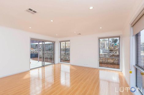 Property photo of 7 Bindugan Crescent Ngunnawal ACT 2913
