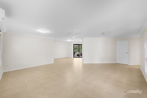 Property photo of 1 Ronpen Close Tannum Sands QLD 4680