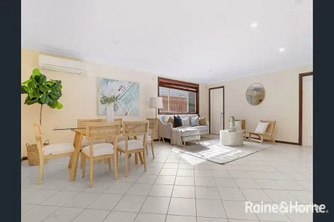Property photo of 33 Cyclamen Place Macquarie Fields NSW 2564