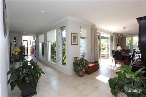 Property photo of 6 Peachtree Crescent Peregian Springs QLD 4573