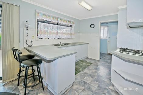 Property photo of 27 Poltava Walk Delahey VIC 3037