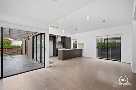 Property photo of 3 Brahman Walk Doreen VIC 3754