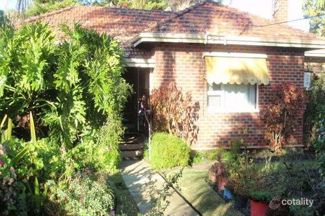 11 Buzza St, St James, WA 6102