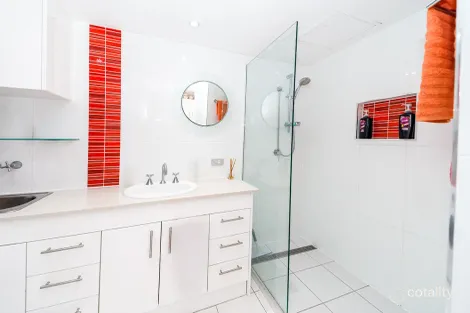 Property photo of 23/17 Buccaneer Drive Urangan QLD 4655