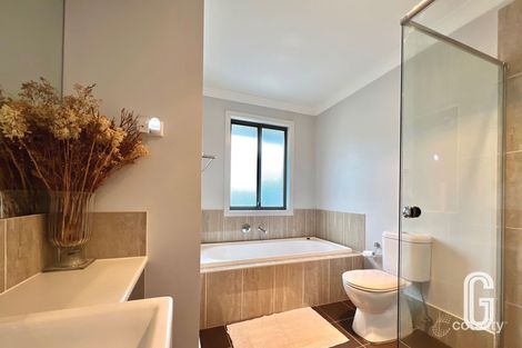 Property photo of 19 Burrong Street Fletcher NSW 2287