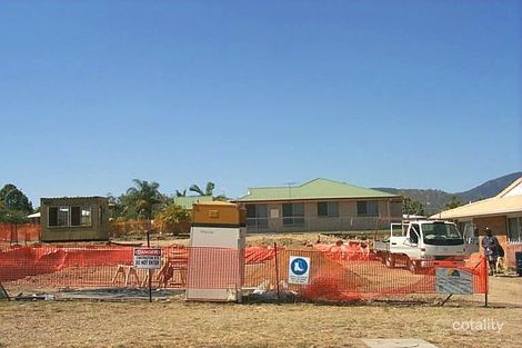 18 Price Ave, Kawana, QLD 4701