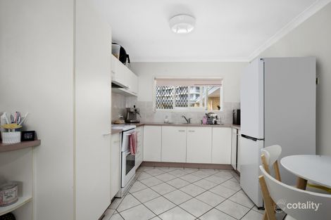 33/136 Old Burleigh Rd, Broadbeach, QLD 4218