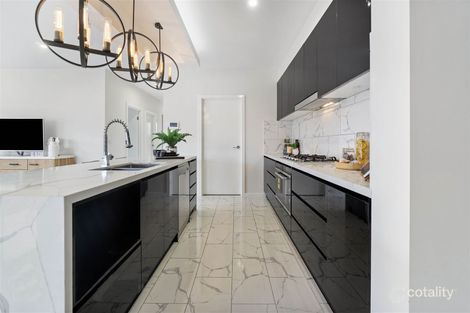 Property photo of 4 Wanneroo Circuit Harkness VIC 3337
