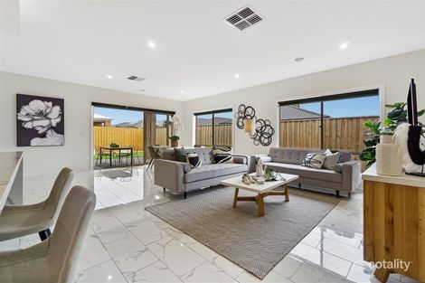 Property photo of 4 Wanneroo Circuit Harkness VIC 3337