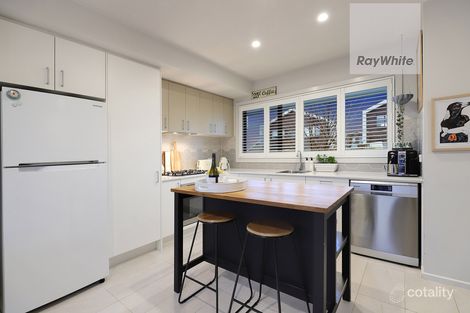 Property photo of 5 Strata Walk Greenvale VIC 3059