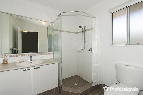 Property photo of 15 Zircon Drive Byford WA 6122