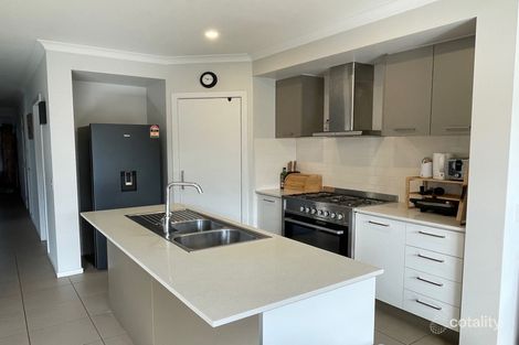 Property photo of 6 Eaton Road Mount Duneed VIC 3217