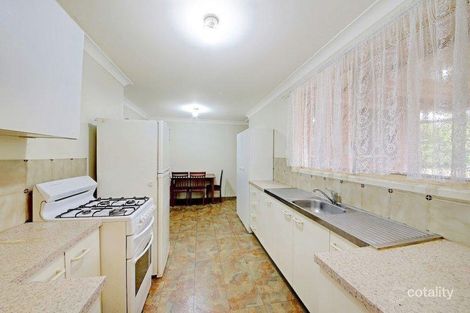 Property photo of 10 Euclase Place Eagle Vale NSW 2558