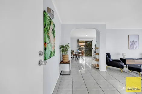 Property photo of 4 Ganges Court Werribee VIC 3030