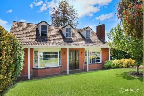Property photo of 375 Woodstock Court East Albury NSW 2640