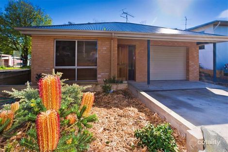 2/12 Newcombe St, Marengo, VIC 3233