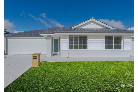 45 Crimson Bvd, Forrestfield, WA 6058