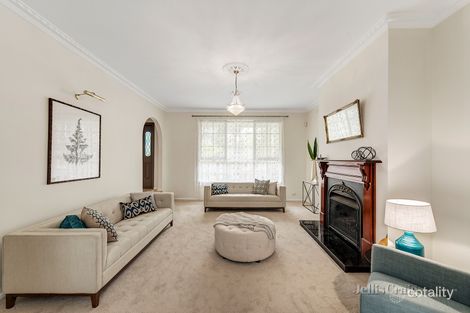 Property photo of 2 Waldau Court Doncaster VIC 3108