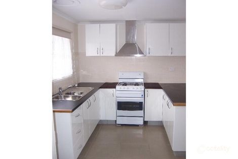 Property photo of 3/32 Westmoreland Street St Albans Park VIC 3219