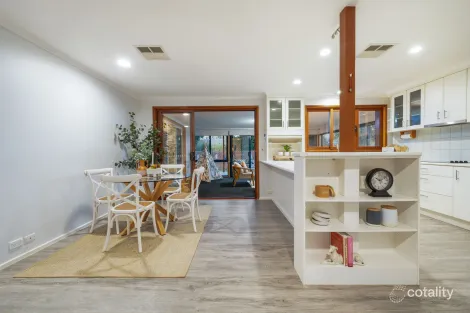 Property photo of 14 Ashburton Circuit Kaleen ACT 2617